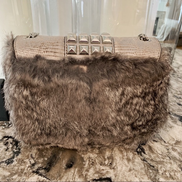 Michael Kors Crossbody - Picture 3 of 8